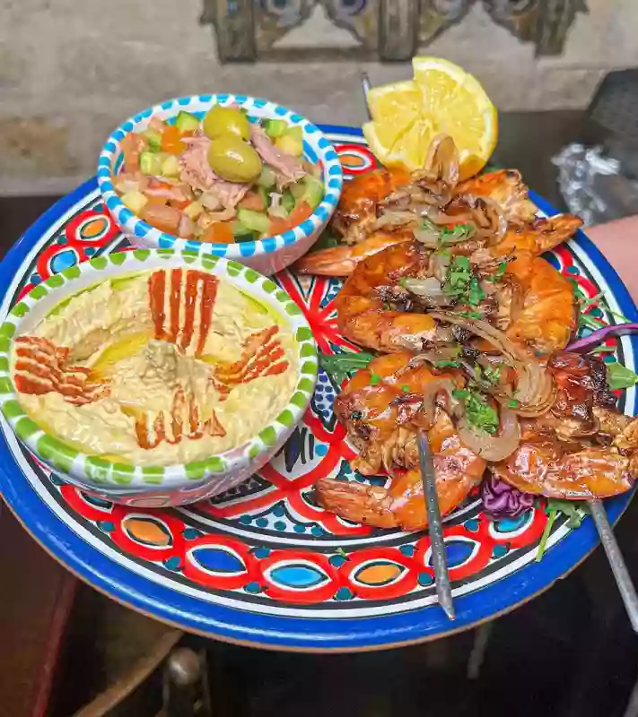 Lyoom Cantine - Restaurant halal Paris 11 - restaurant a faire Paris